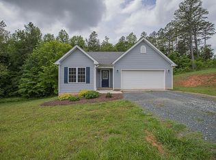 126 Oak Spring Ln, Madison Heights, VA 24572