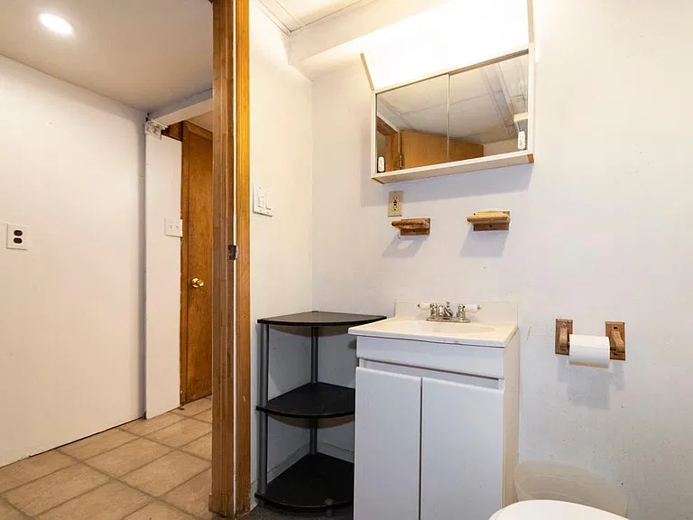 5729 Colorado Ave NW #BASEMENT — Photo 35