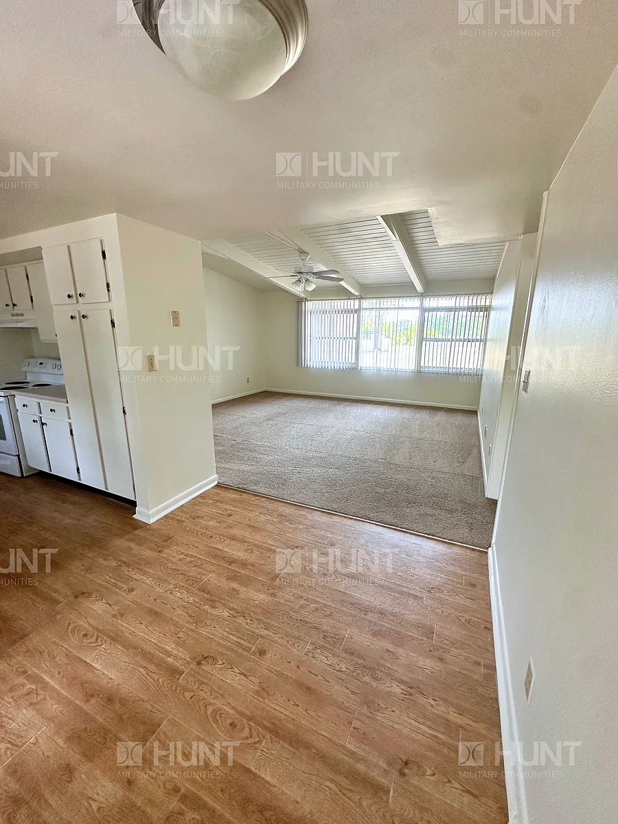 Building Photo - 103 Saunders Rd #B