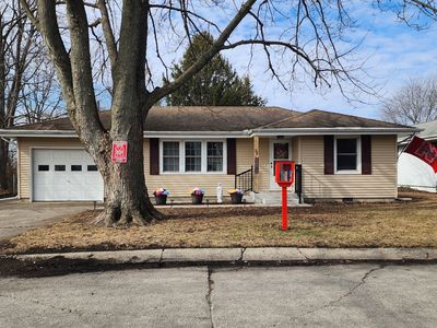 13 Elmwood Dr, Fisher, IL, 61843