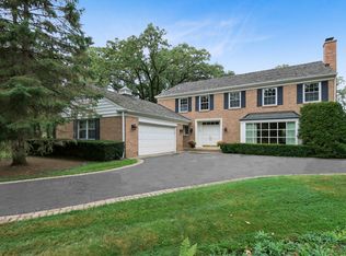 536 Fletcher Cir, Lake Forest, IL