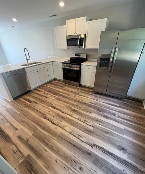 106 Alexander Ln #B — Photo 5