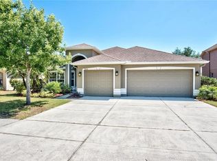 4552 Pointe O Woods Dr, Zephyrhills, FL 33543