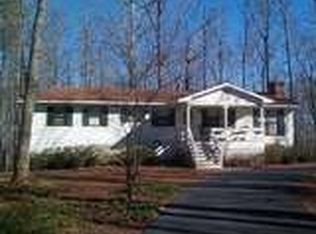 3866 Russell Pointe Dr, Elberton, GA 30635