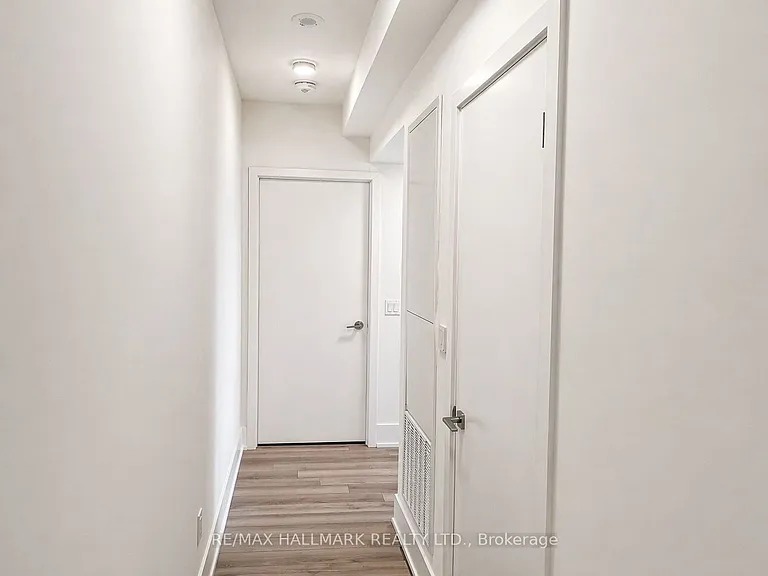 89 Church St #1003 — Photo 4