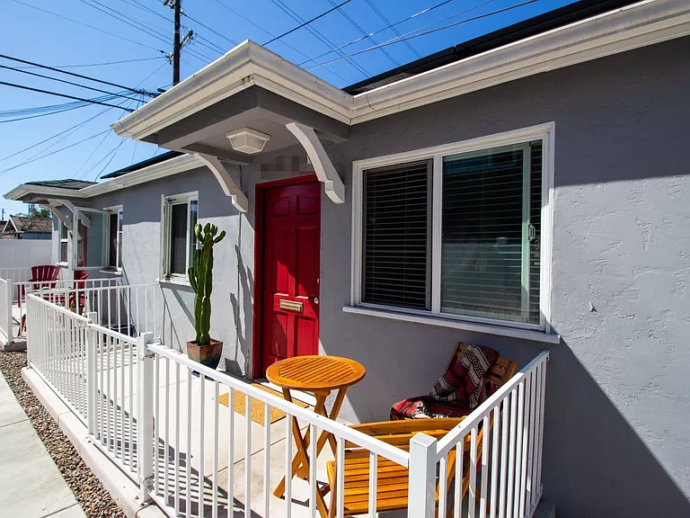 4154 1/2 Kansas St — Photo 10