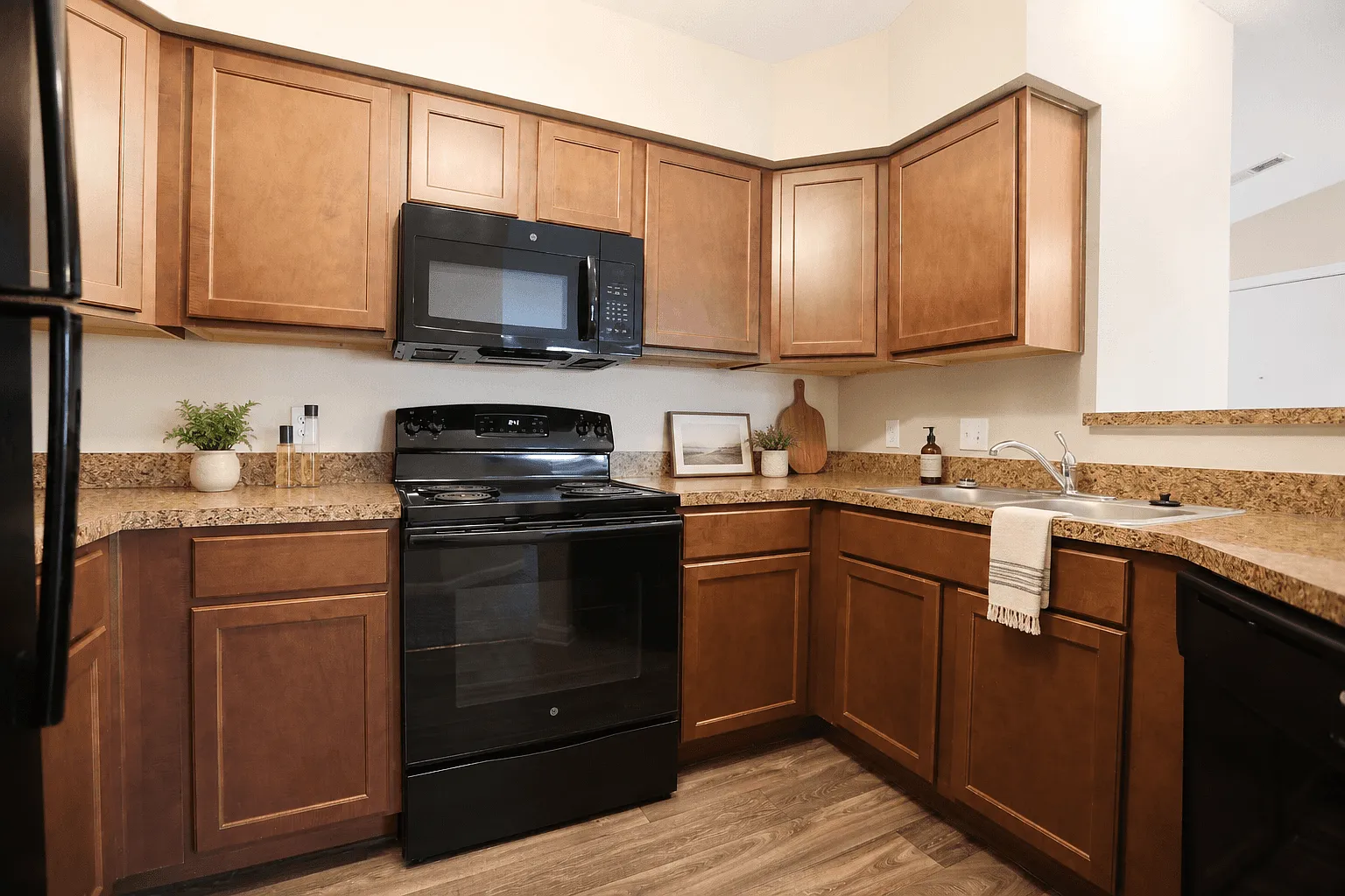Irene Woods Apartments — Photo 4