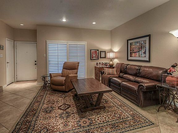 3rd image of 11711 Memorial Dr APT 181