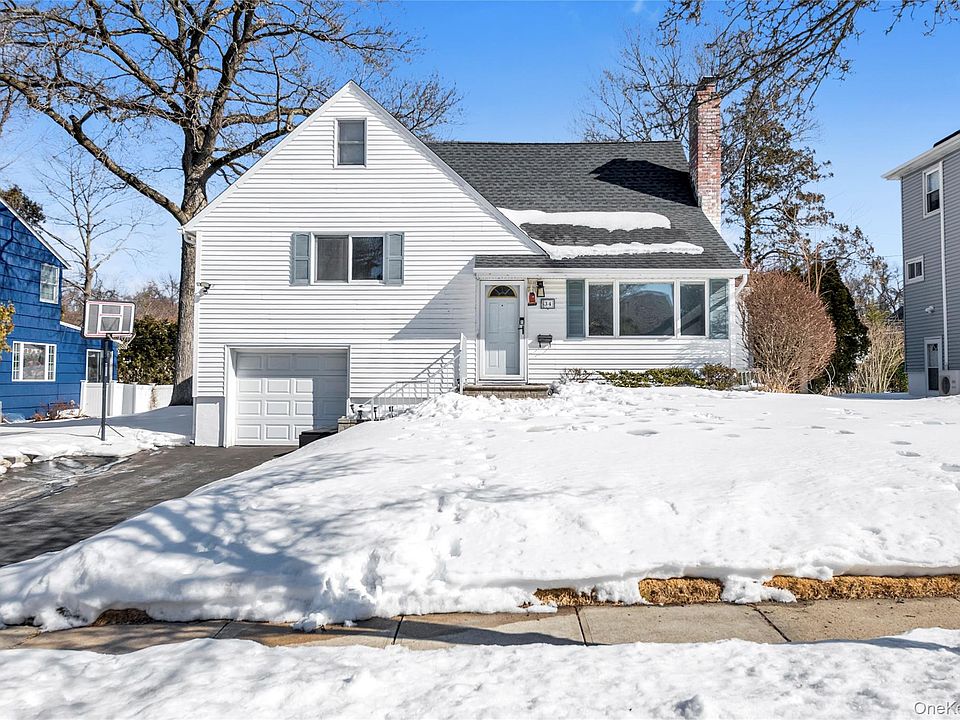 1st image of 34 Roxbury Road