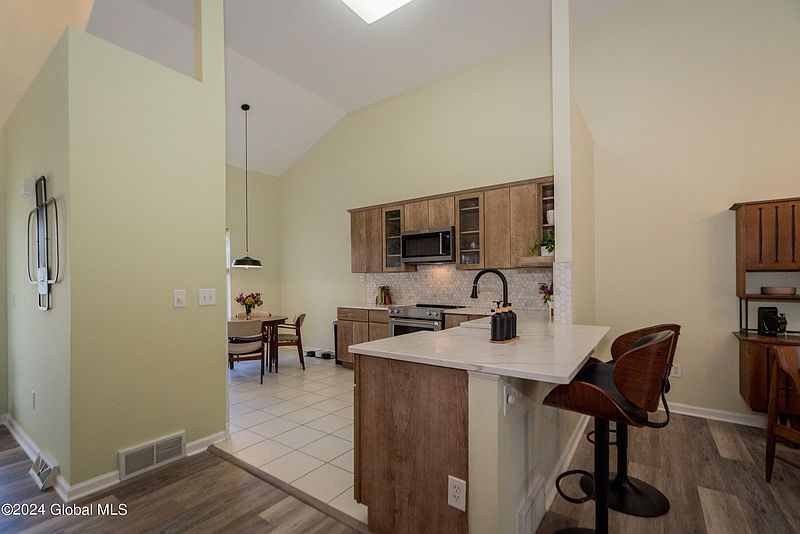 5th image of 41 Donegal Way