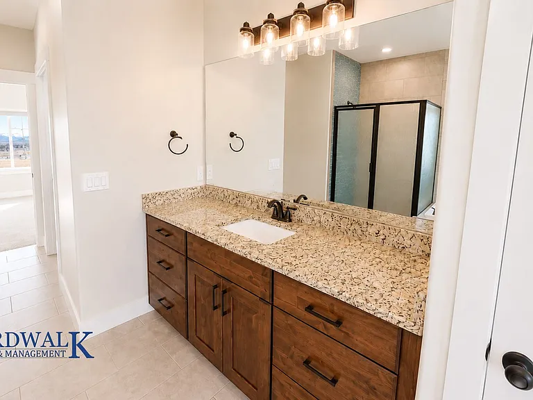 7778 Center St — Photo 14