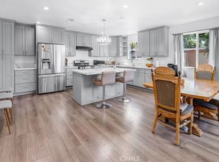 10358 Omelveny Ave, Pacoima, CA 91331