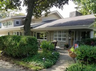 4701 N Lake Dr, Whitefish Bay, WI 53211