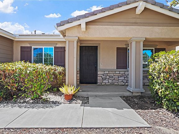2nd image of 389 Suncup Cir
