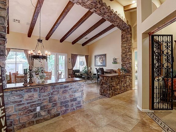 Entry way