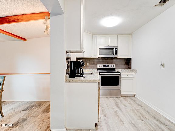 5th image of 1337 Imperial Dr