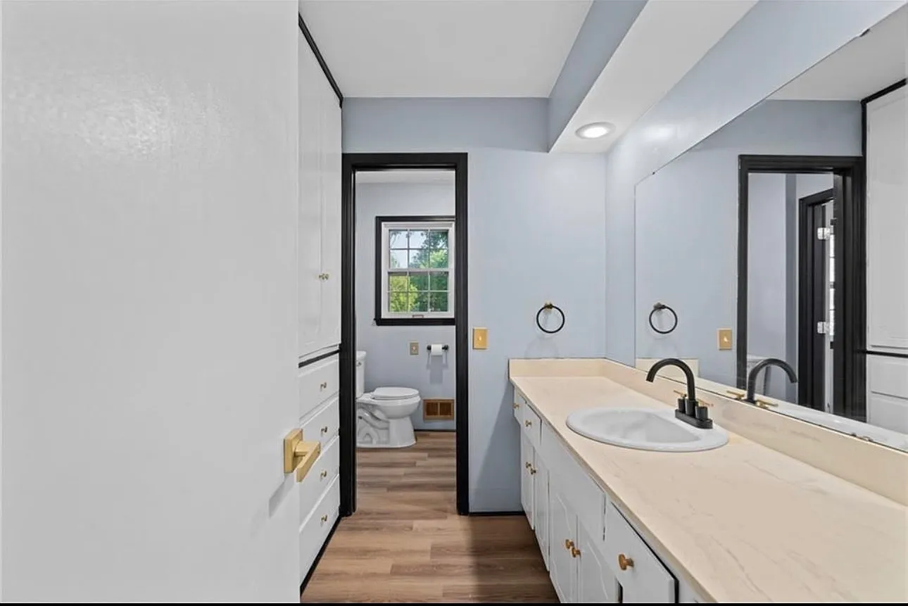 4 bed, 3113 sqft, $2,950 — Photo 4