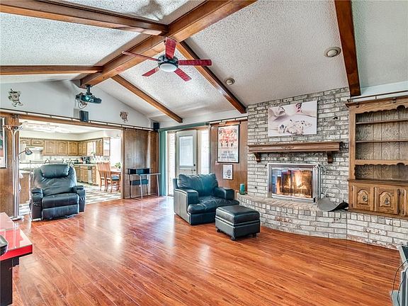 4th image of 9812 Casa Linda