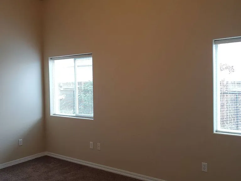 601 N Mississippi Dr — Photo 13