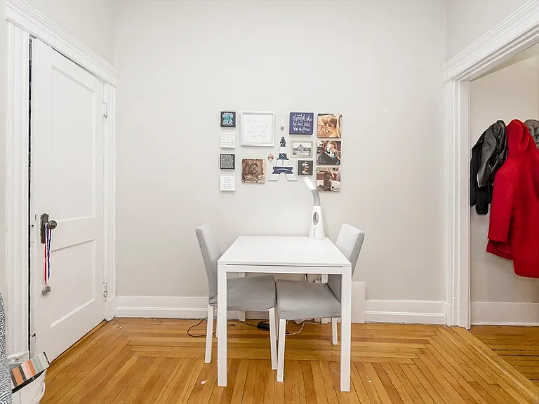 137 Peterborough St #5 — Photo 9