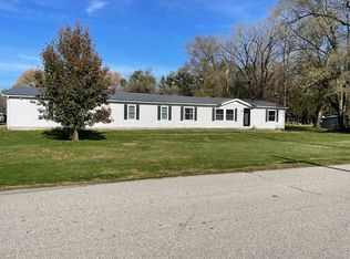 204 W Hanley St, Brook, IN 47922