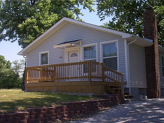 2nd image of 712 Gaylord Dr