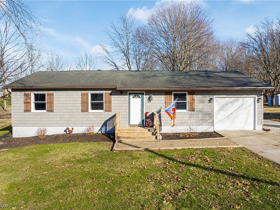 7855 Lake Rd, Chippewa Lake, OH 44215 Zillow
