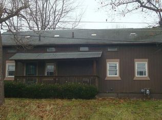 6285 Manchester Rd, Clinton, OH 44216