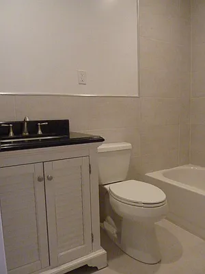 Rented by HH Realty | media 27