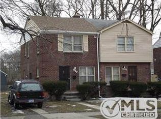 14215 Curtis St, Detroit, MI 48235