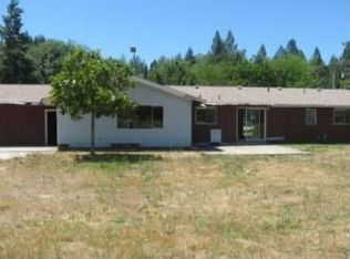 333 Genverna Gln, Grants Pass, OR 97527