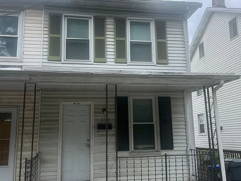 316 N 2nd St — Photo 1