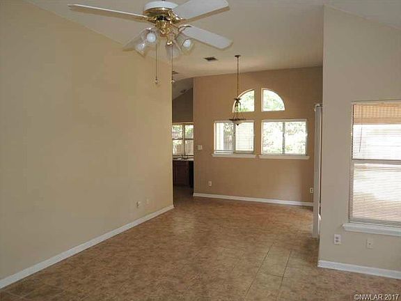 3rd image of 3307 Kingsford Pl