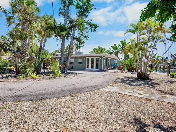 428 Siesta Dr, Sarasota, FL 34242