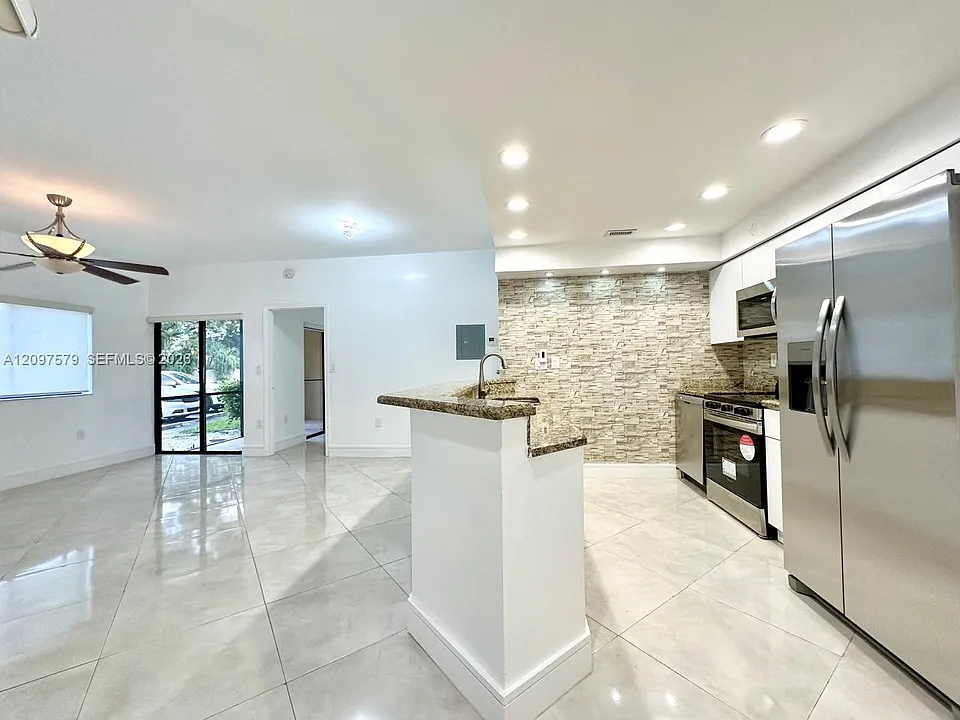 2550 SW 18th Ter #1802