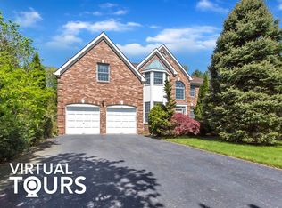 22 Leicester Ct, Princeton, NJ 08540