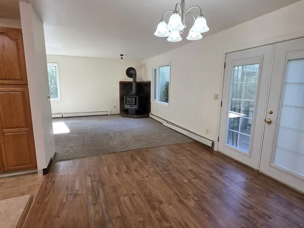 21312 Settlers Dr APT B, Chugiak, AK 99567
