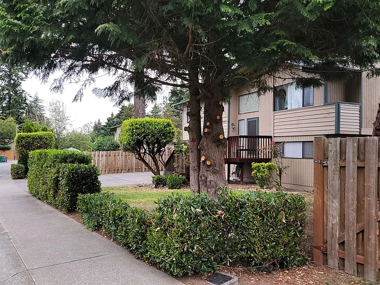 34610 27th Ave SW — Photo 2