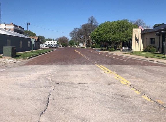 5th image of 815 6th Ave