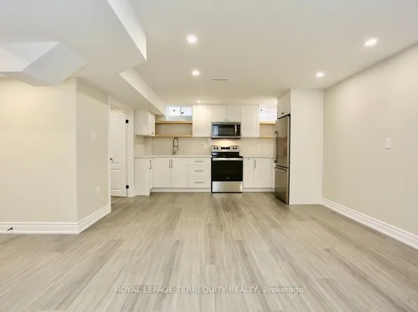 (undisclosed Address), Pickering, ON L1X 1Y5