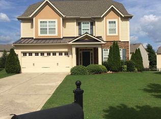 9736 Ridgeforest Dr, Charlotte, NC 28277