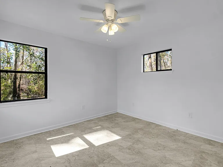1691 Silverwood Dr — Photo 17