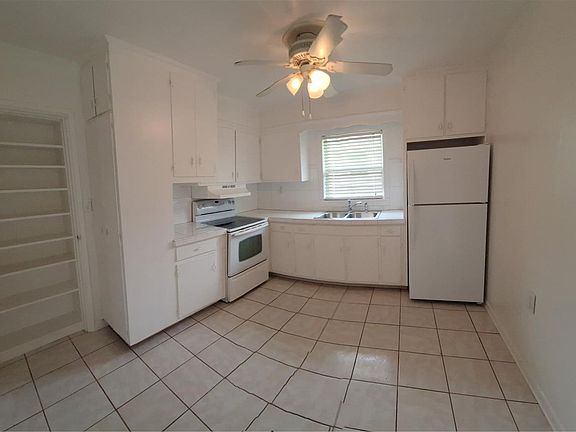 2nd image of 149 E Seminole Ave