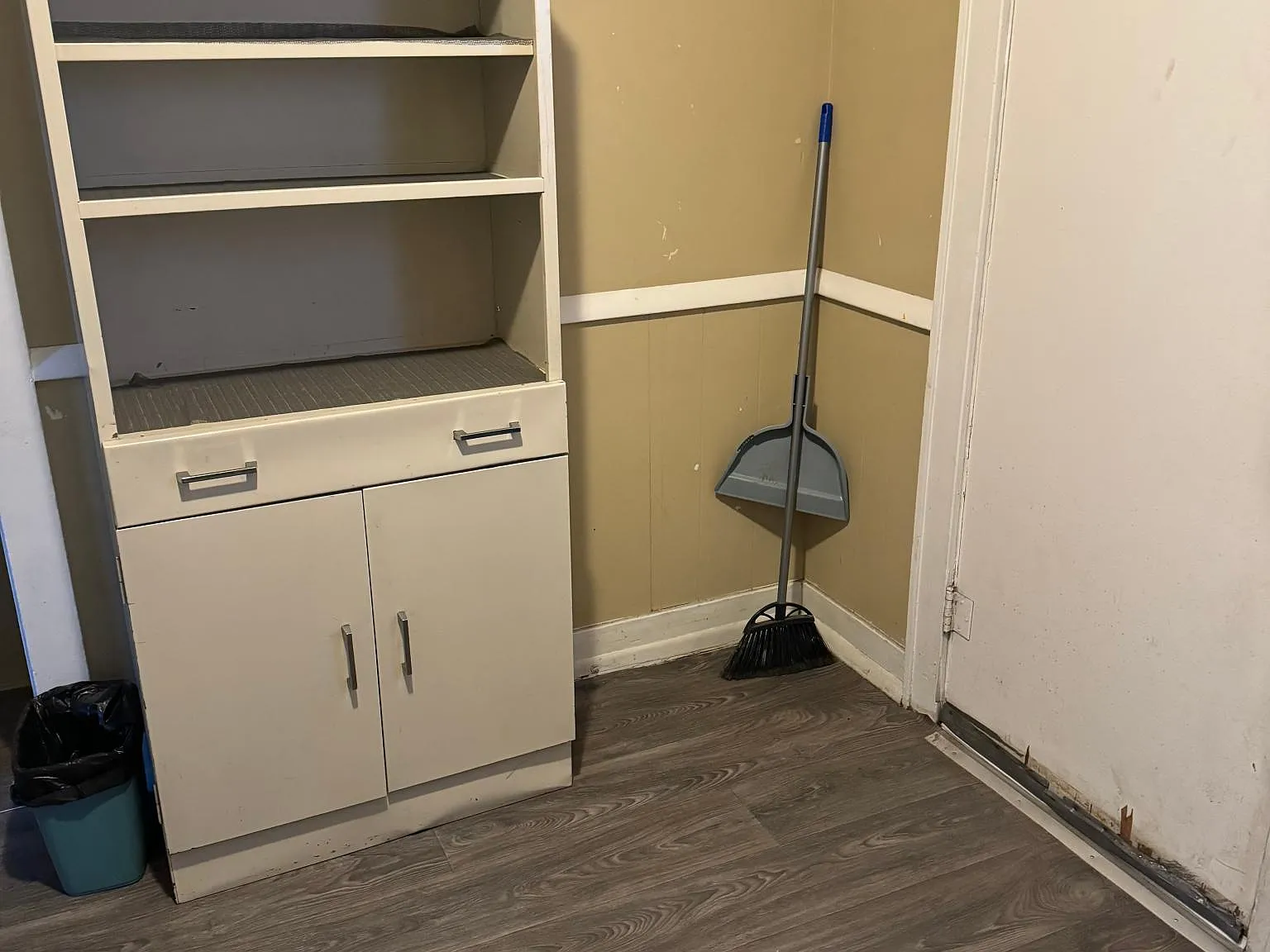 316 E Flaming Gorge Way — Photo 3