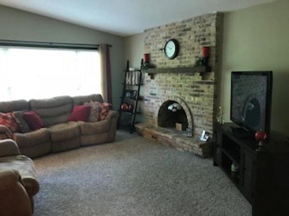 5th image of 12948 Taylor St NE