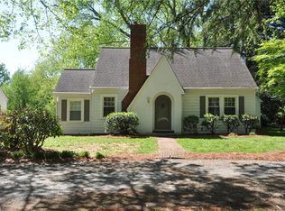 4030 Robinhood Rd, Winston Salem, NC 27106