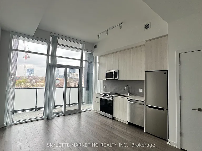 50 Power St #424 — Photo 3