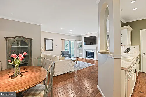 1701 Lake Shore Crest Dr Photo 1