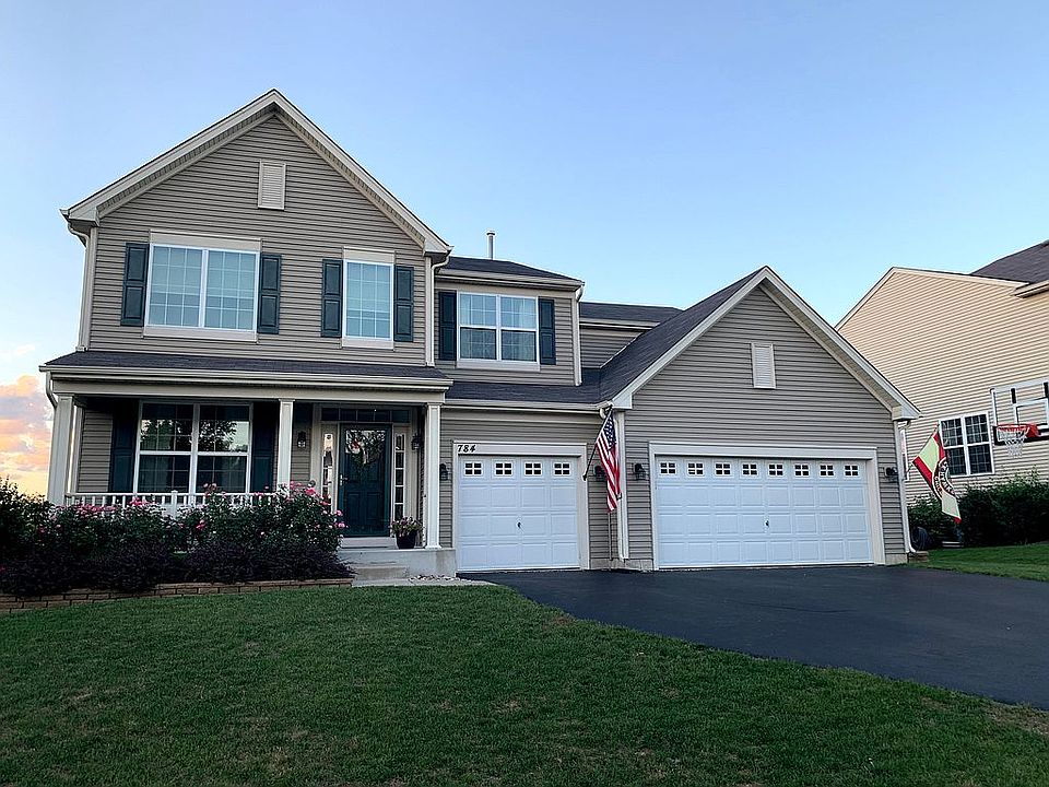 Beautiful 2 Story Colonial