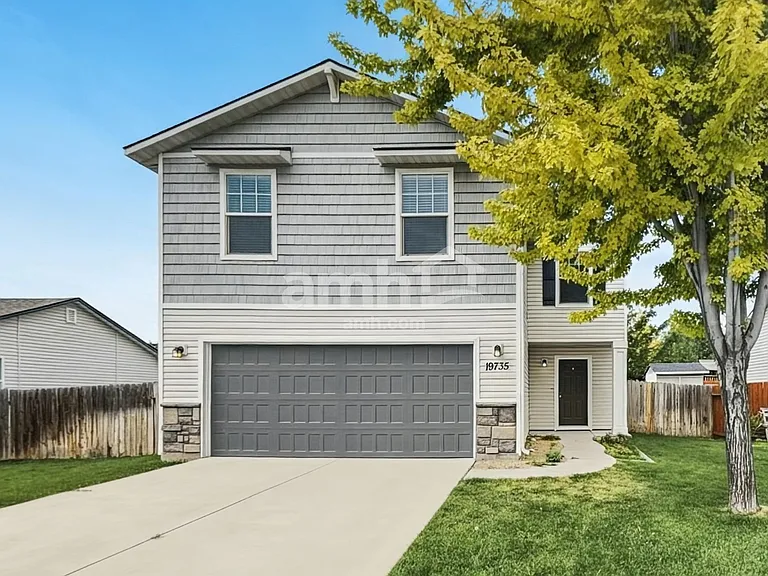 19735 Susquehanna Way — Photo 1
